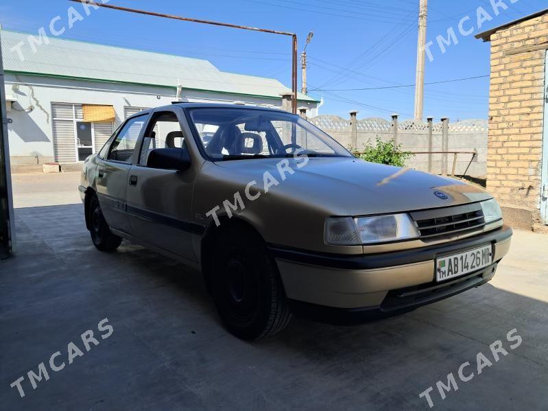 Opel Vectra 1989 - 28 000 TMT - Мары - img 3