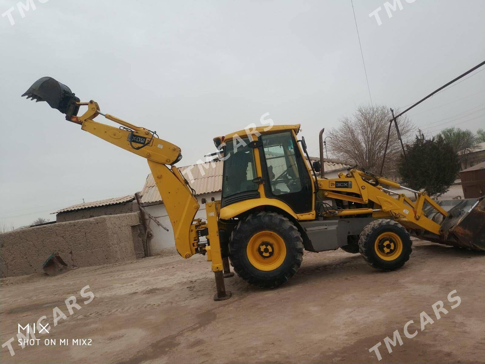 JCB 3CX Compact 2005 - 360 000 TMT - Фарап - img 6