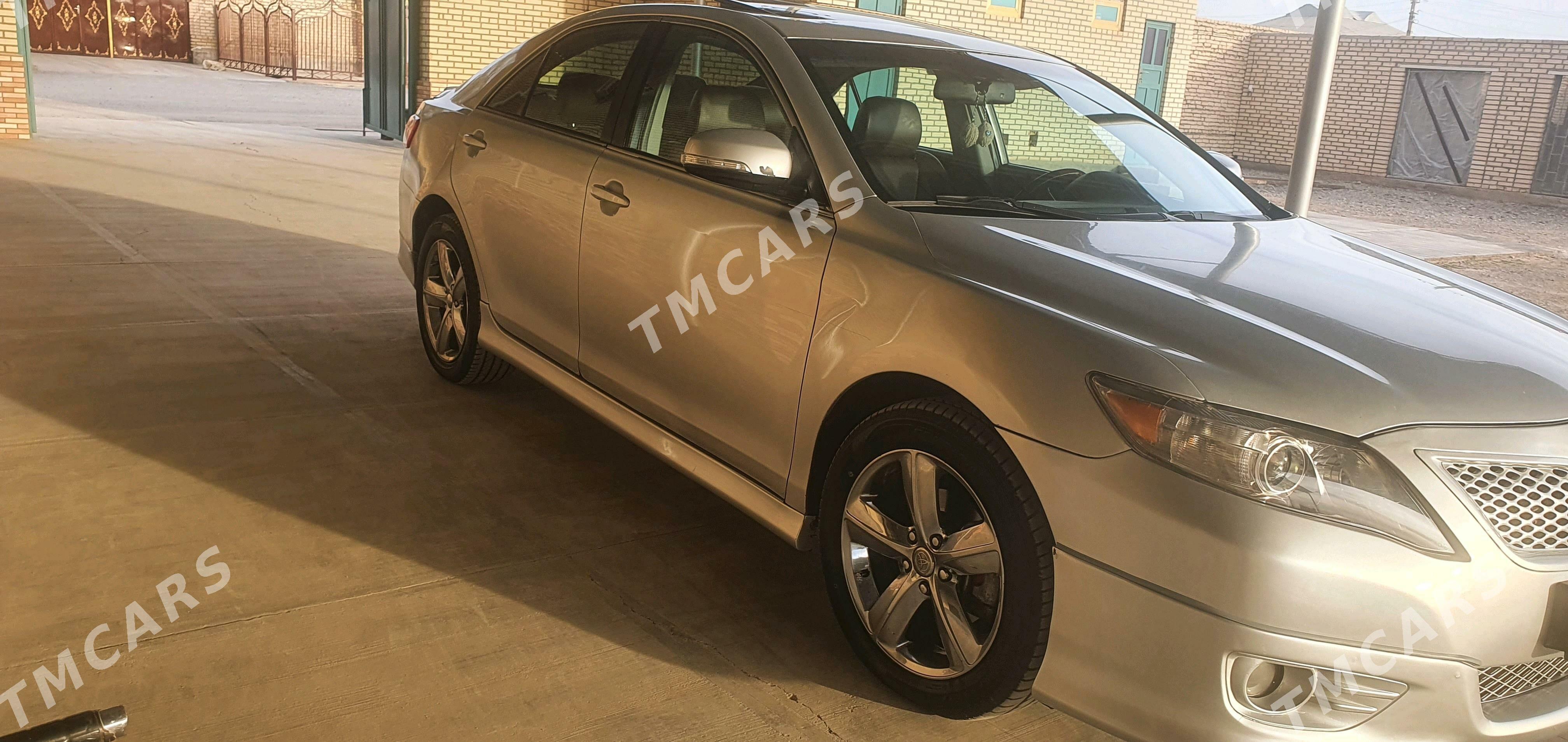 Toyota Camry 2009 - 160 000 TMT - Серахс - img 4