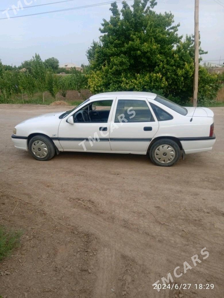 Opel Vectra 1995 - 35 000 TMT - Гороглы (Тагта) - img 2