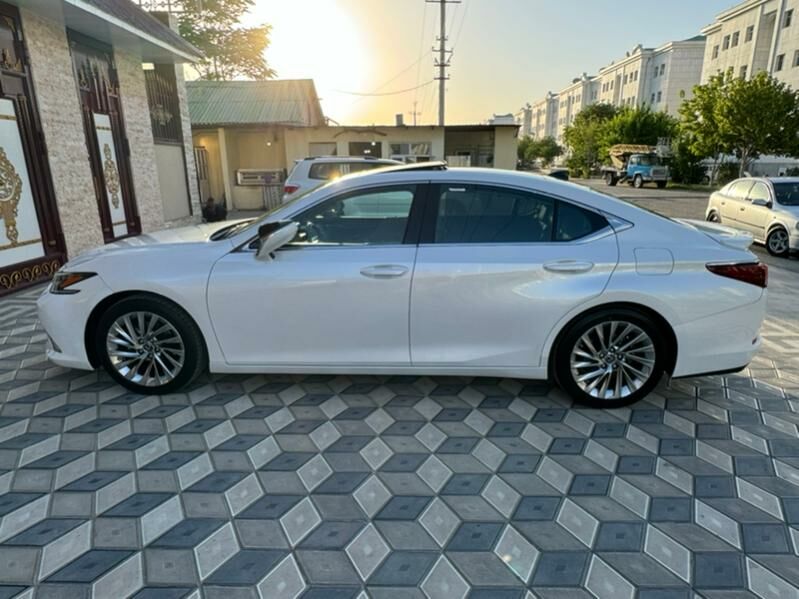 Lexus ES 350 2020 - 660 000 TMT - Гуртли - img 3