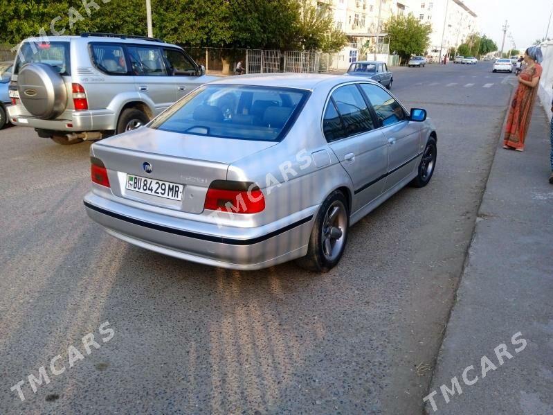 BMW 528 1998 - 65 000 TMT - Байрамали - img 3
