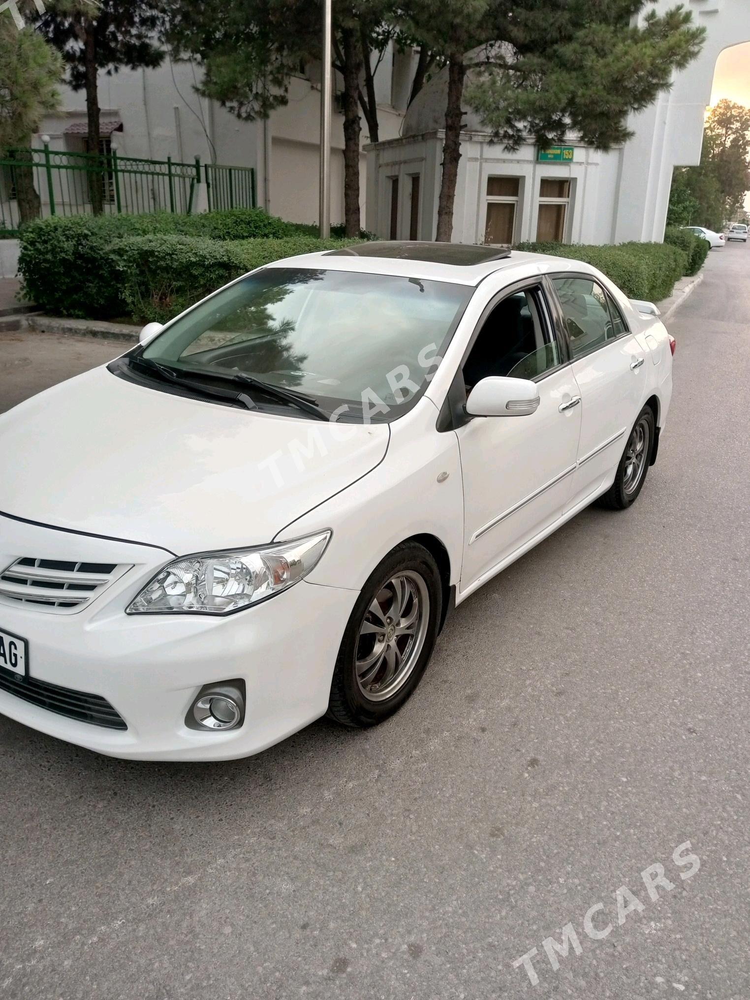 Toyota Corolla 2011 - 126 000 TMT - Aşgabat - img 4
