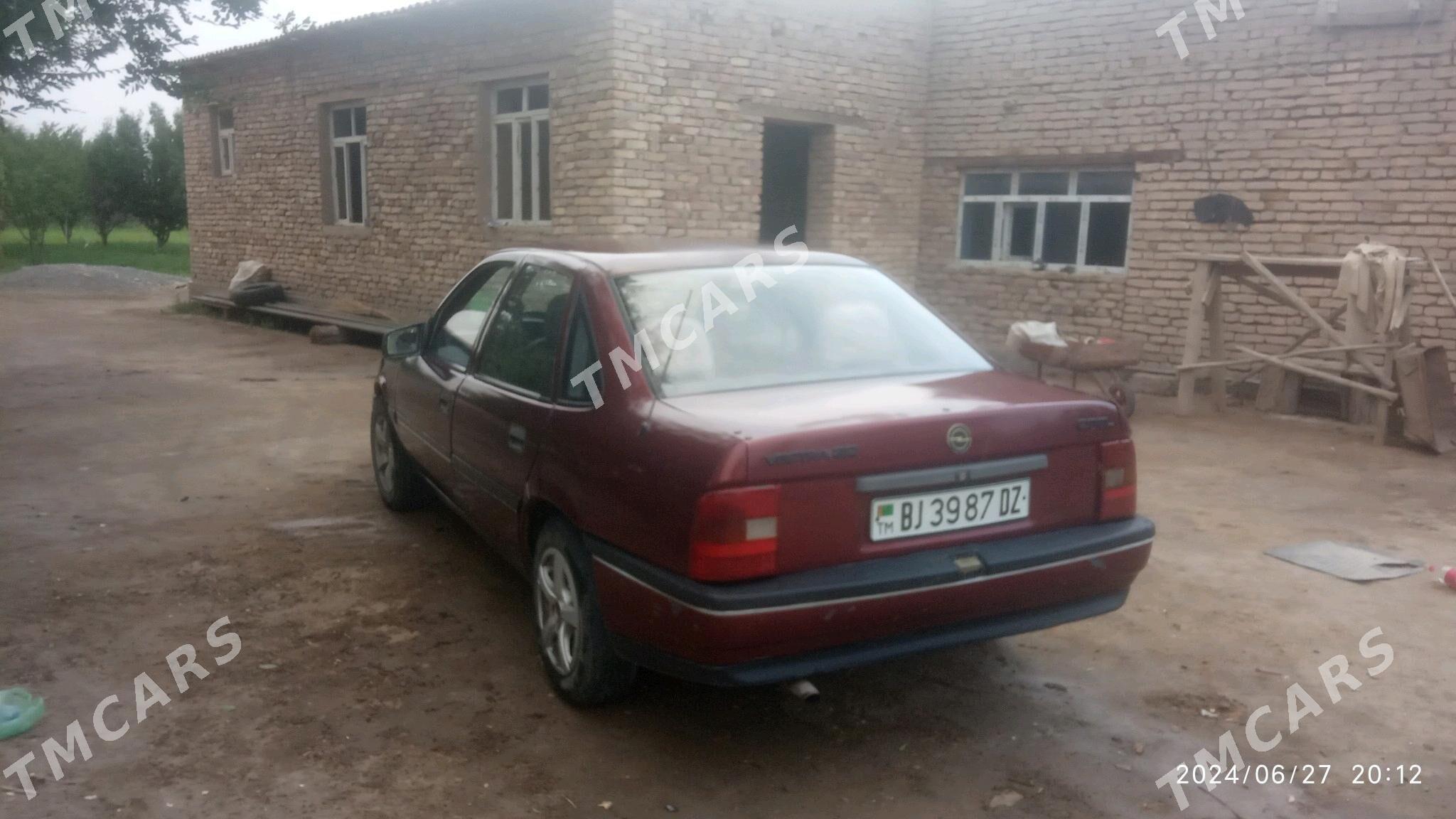 Opel Vectra 1990 - 20 000 TMT - Болдумсаз - img 2