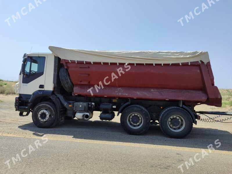 Iveco Trakker 2010 - 900 000 TMT - Мары - img 5