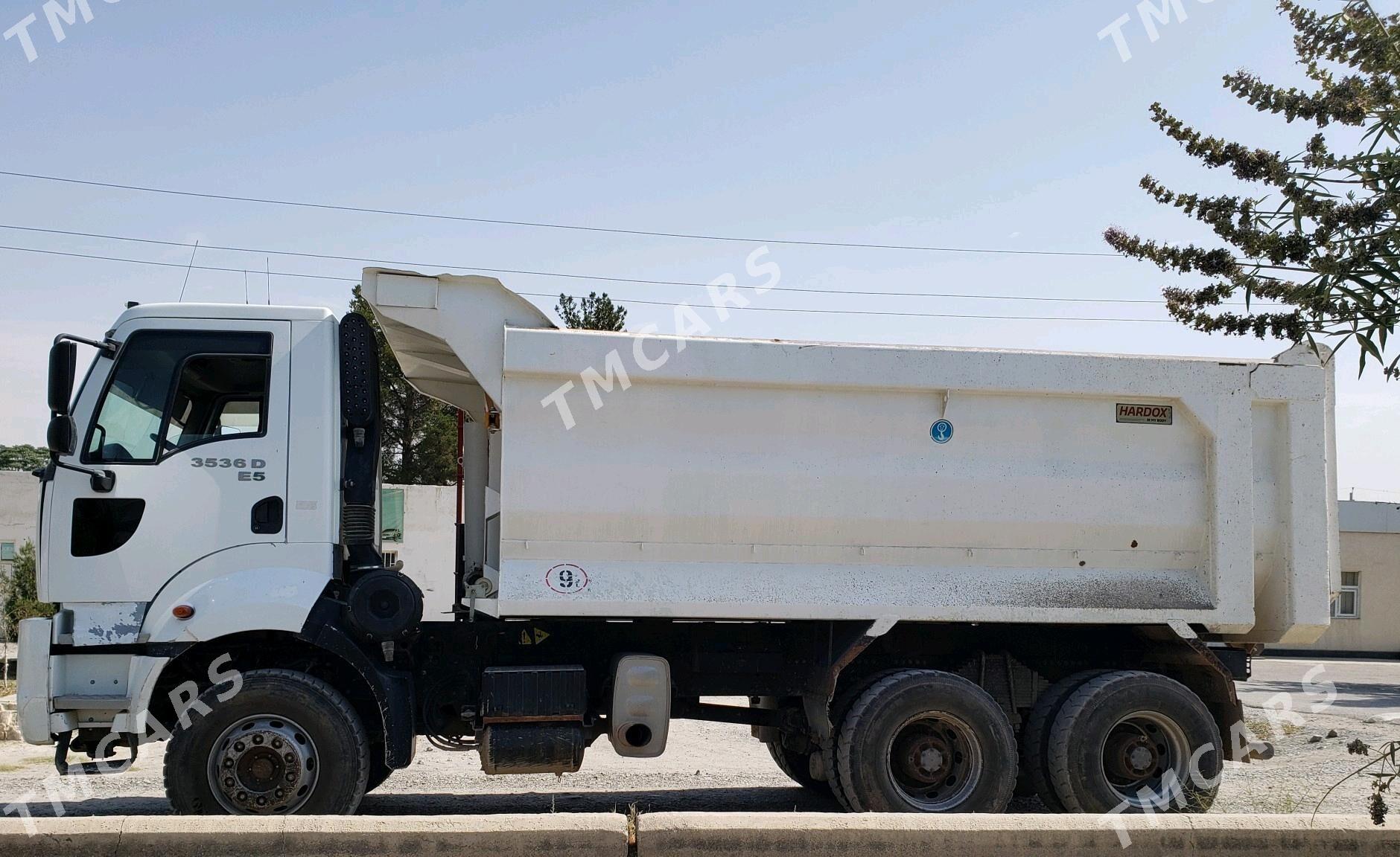 Ford Cargo 3535D 2014 - 750 000 TMT - Гёкдепе - img 3