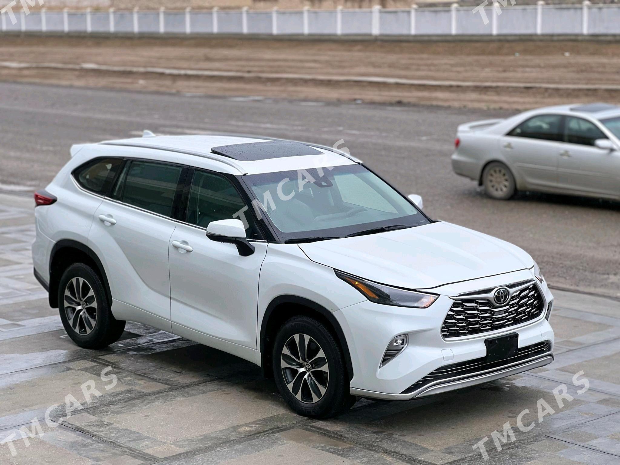 Toyota Highlander 2022 - 460 000 TMT - Мары - img 5