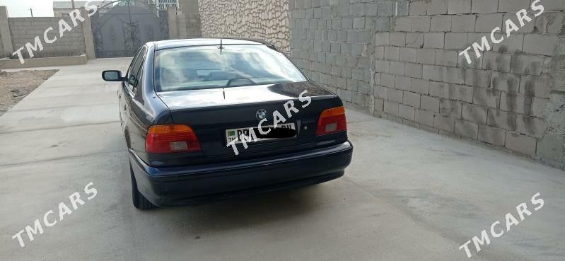 BMW E39 1999 - 85 000 TMT - Balkanabat - img 3