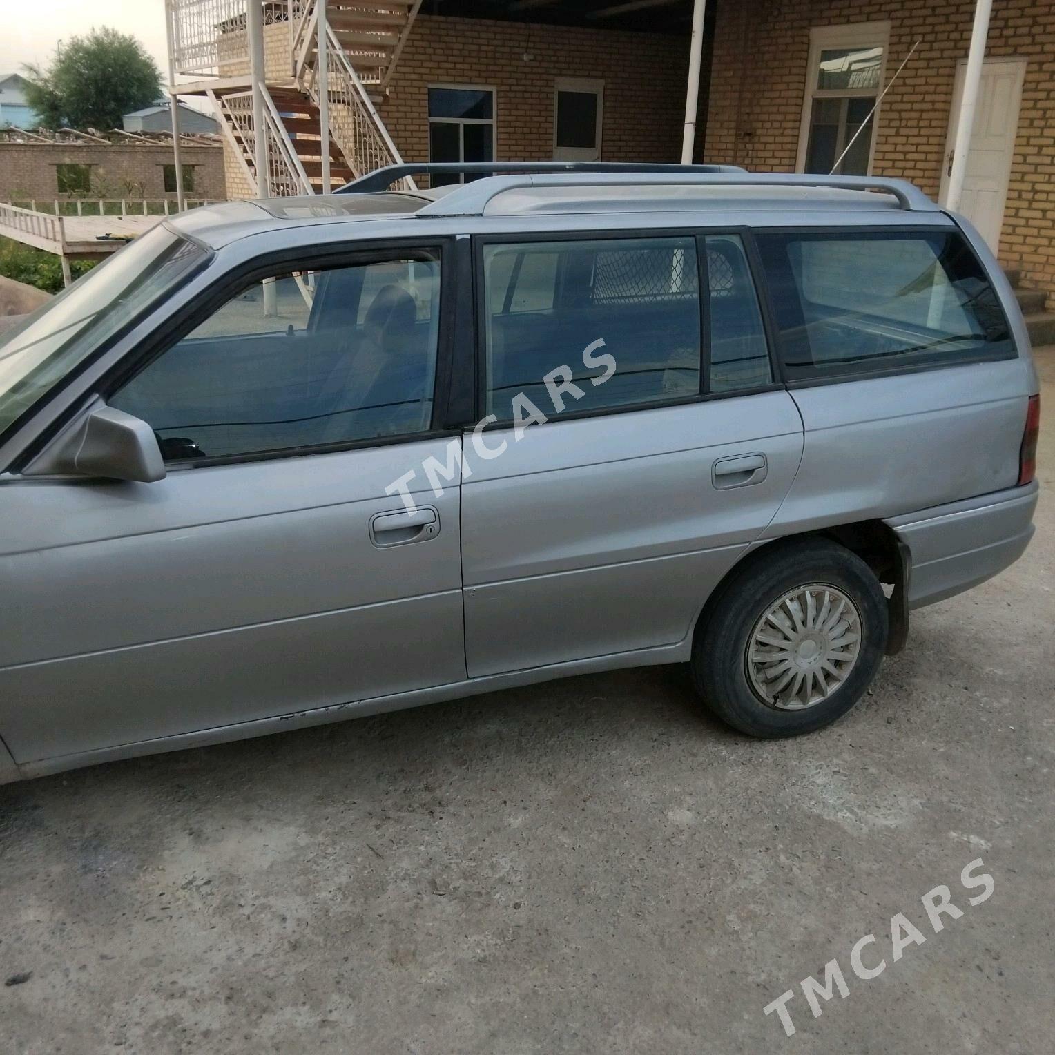 Opel Astra 1998 - 18 000 TMT - Мары - img 2