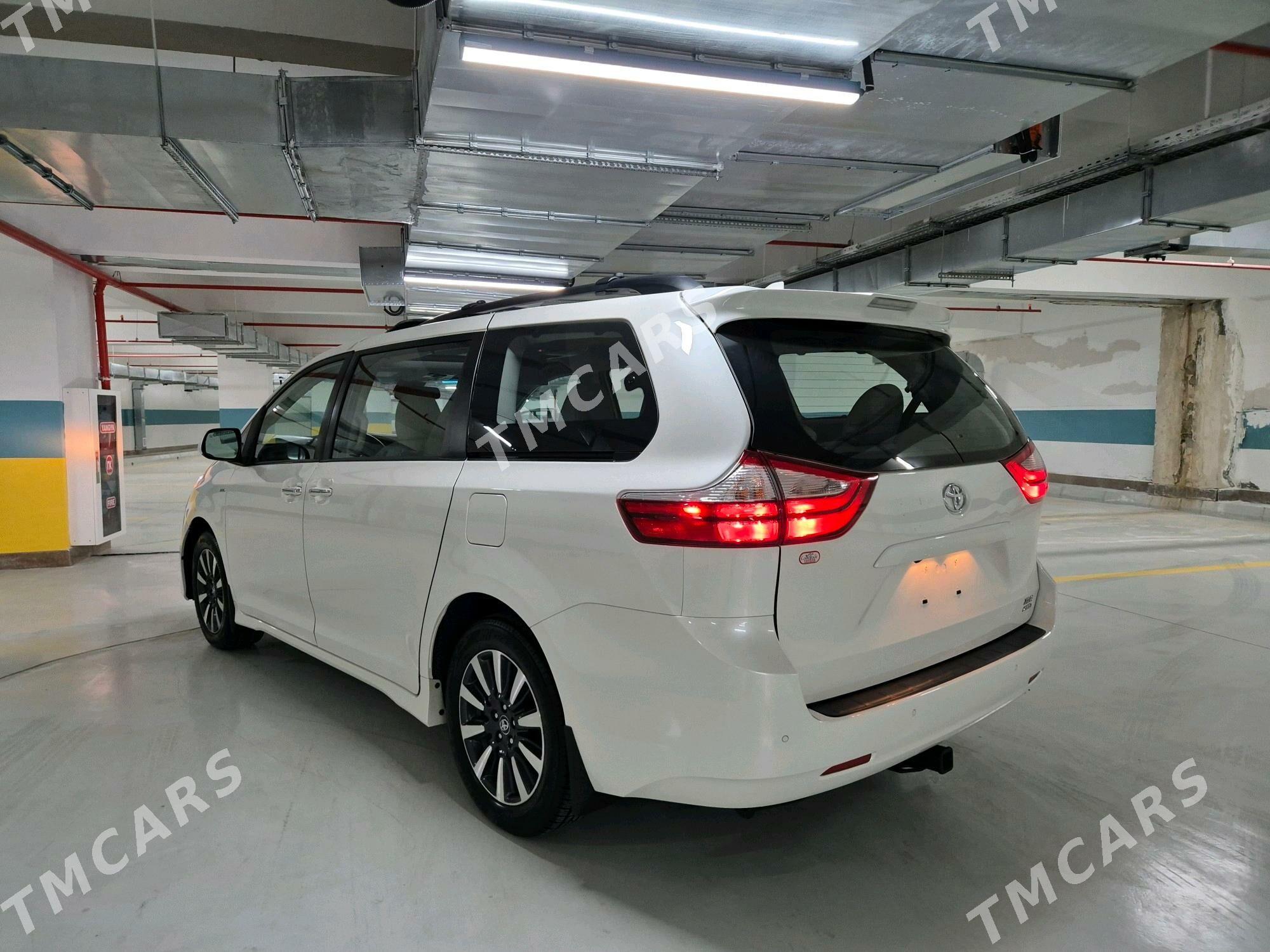 Toyota Sienna 2019 - 546 000 TMT - Aşgabat - img 5