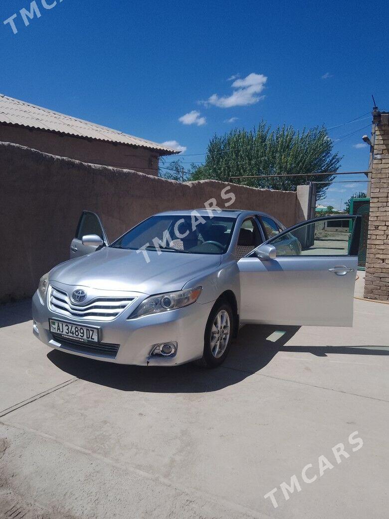 Toyota Camry 2010 - 160 000 TMT - етр. Туркменбаши - img 3