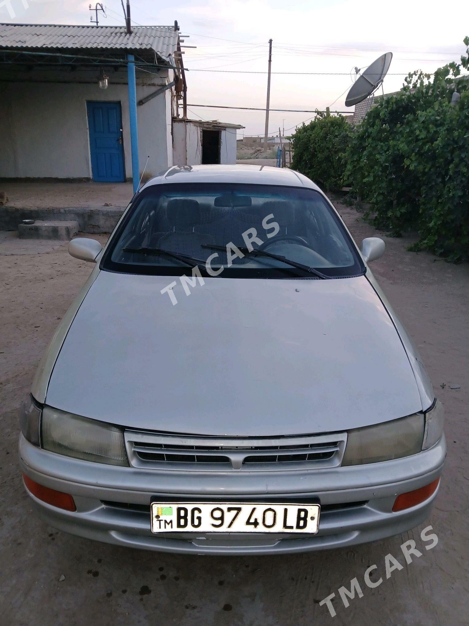 Toyota Carina 1992 - 30 000 TMT - Дарганата - img 4