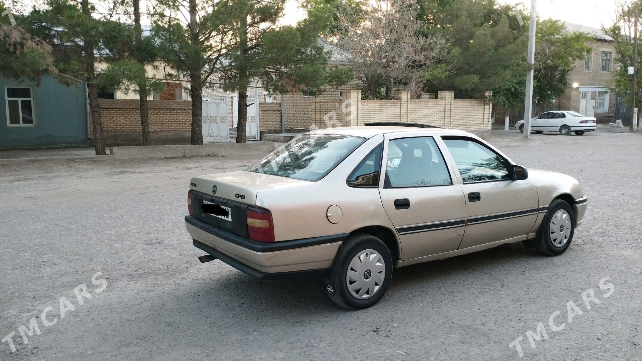 Opel Vectra 1990 - 17 000 TMT - Mary - img 2