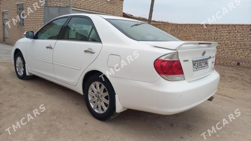 Toyota Camry 2002 - 148 000 TMT - Ёлётен - img 5