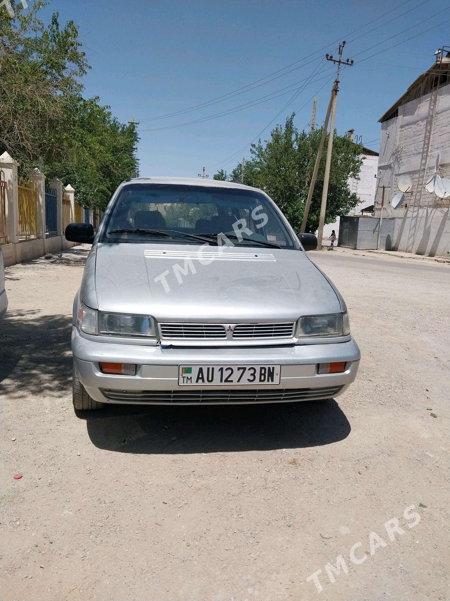 Mitsubishi Chariot 1992 - 30 000 TMT - Balkanabat - img 2