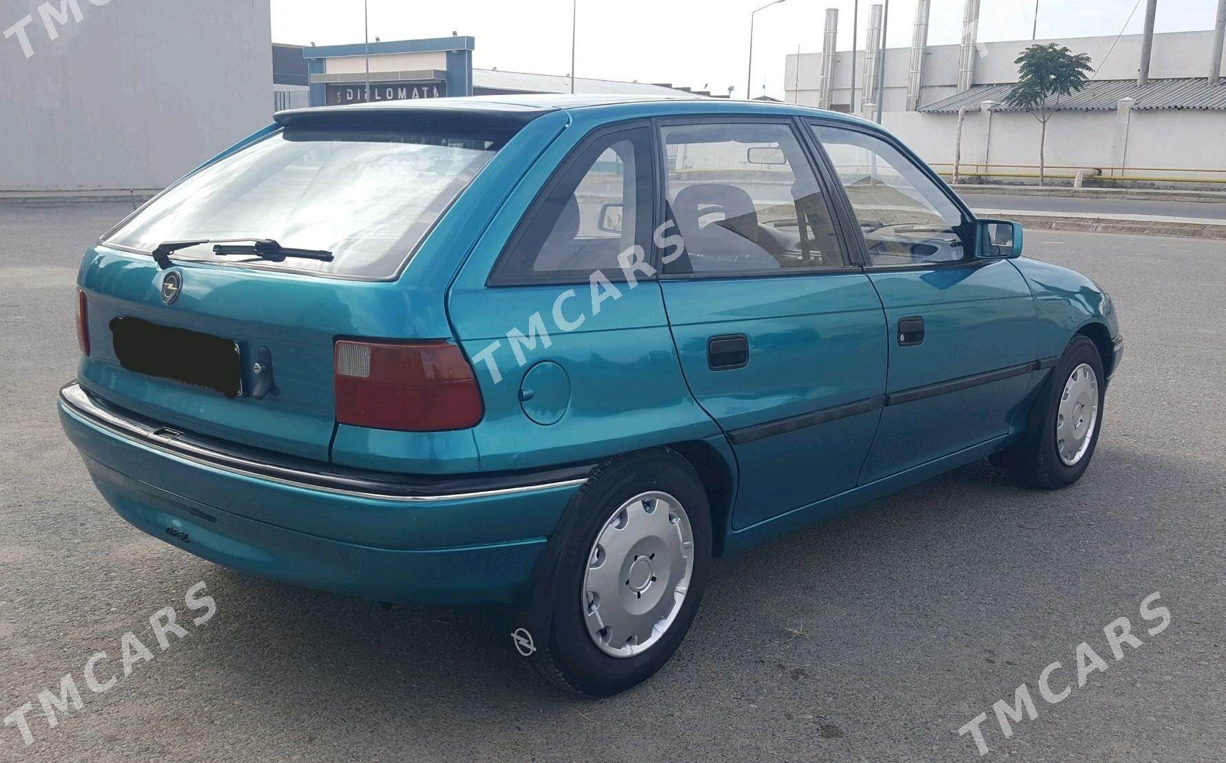 Opel Astra 1992 - 37 000 TMT - Mary - img 3