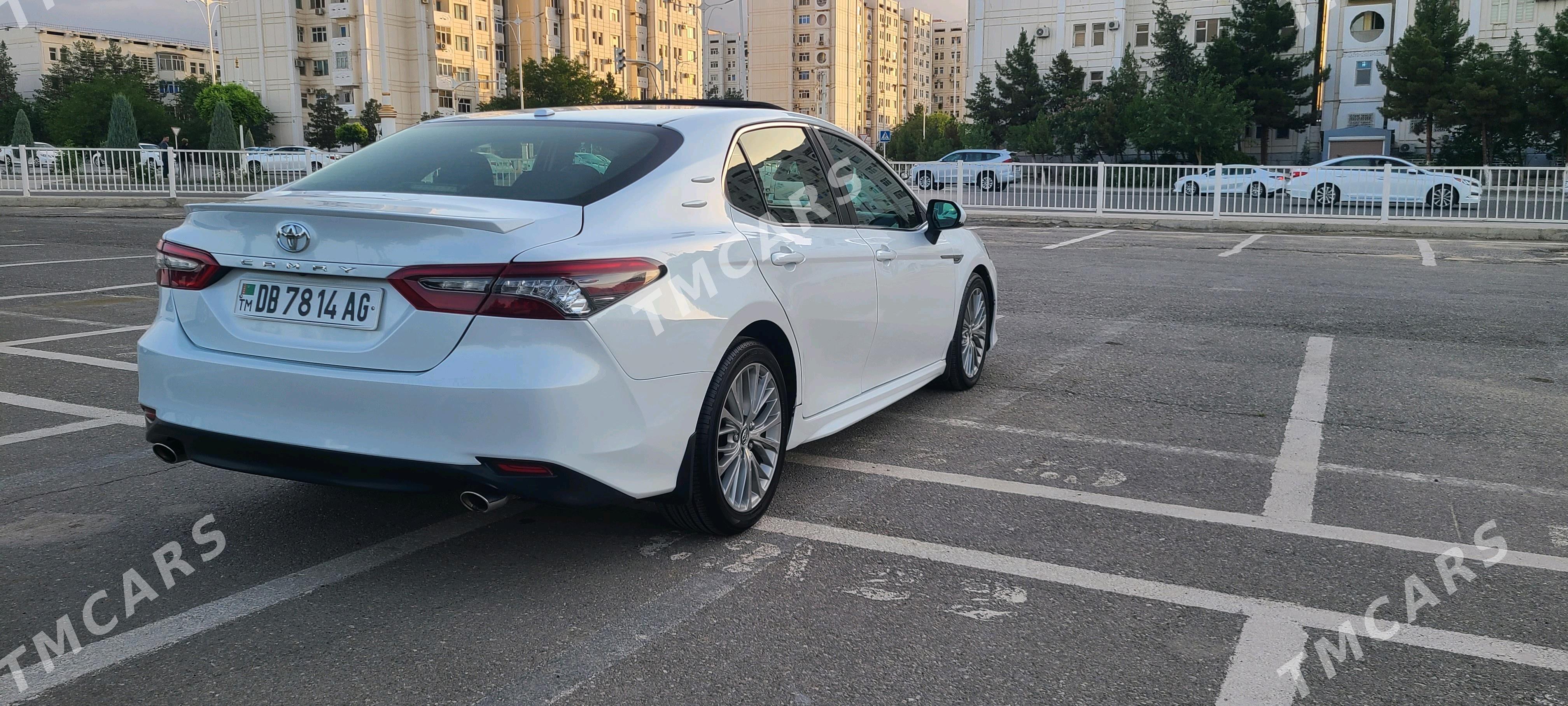 Toyota Camry 2018 - 330 000 TMT - 4 мкр - img 2