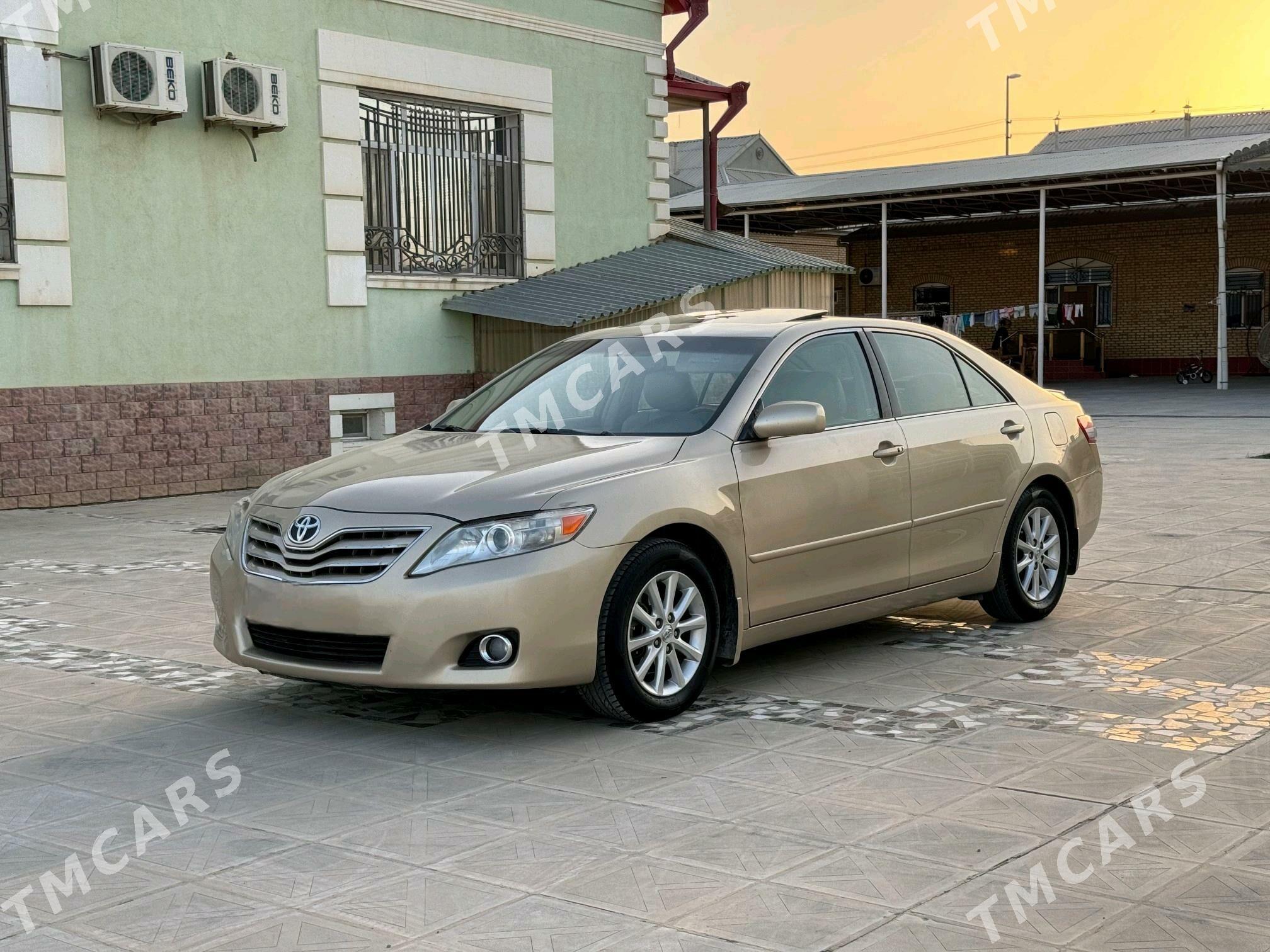 Toyota Camry 2011 - 165 000 TMT - Мары - img 2