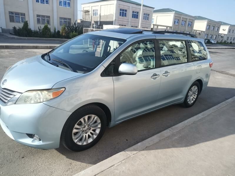 Toyota Sienna 2016 - 335 000 TMT - Türkmenabat - img 5