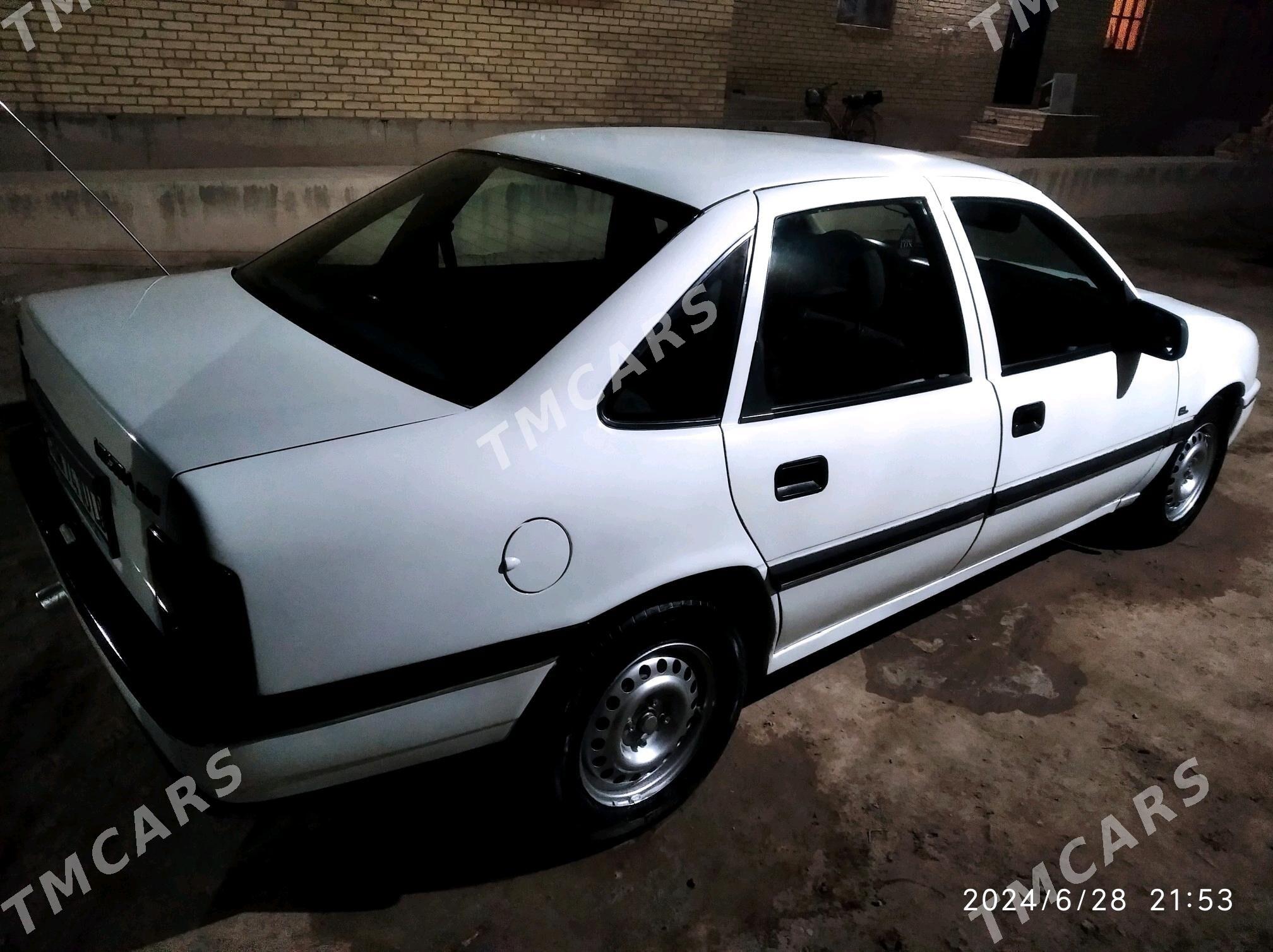 Opel Vectra 1992 - 25 000 TMT - Çärjew - img 8