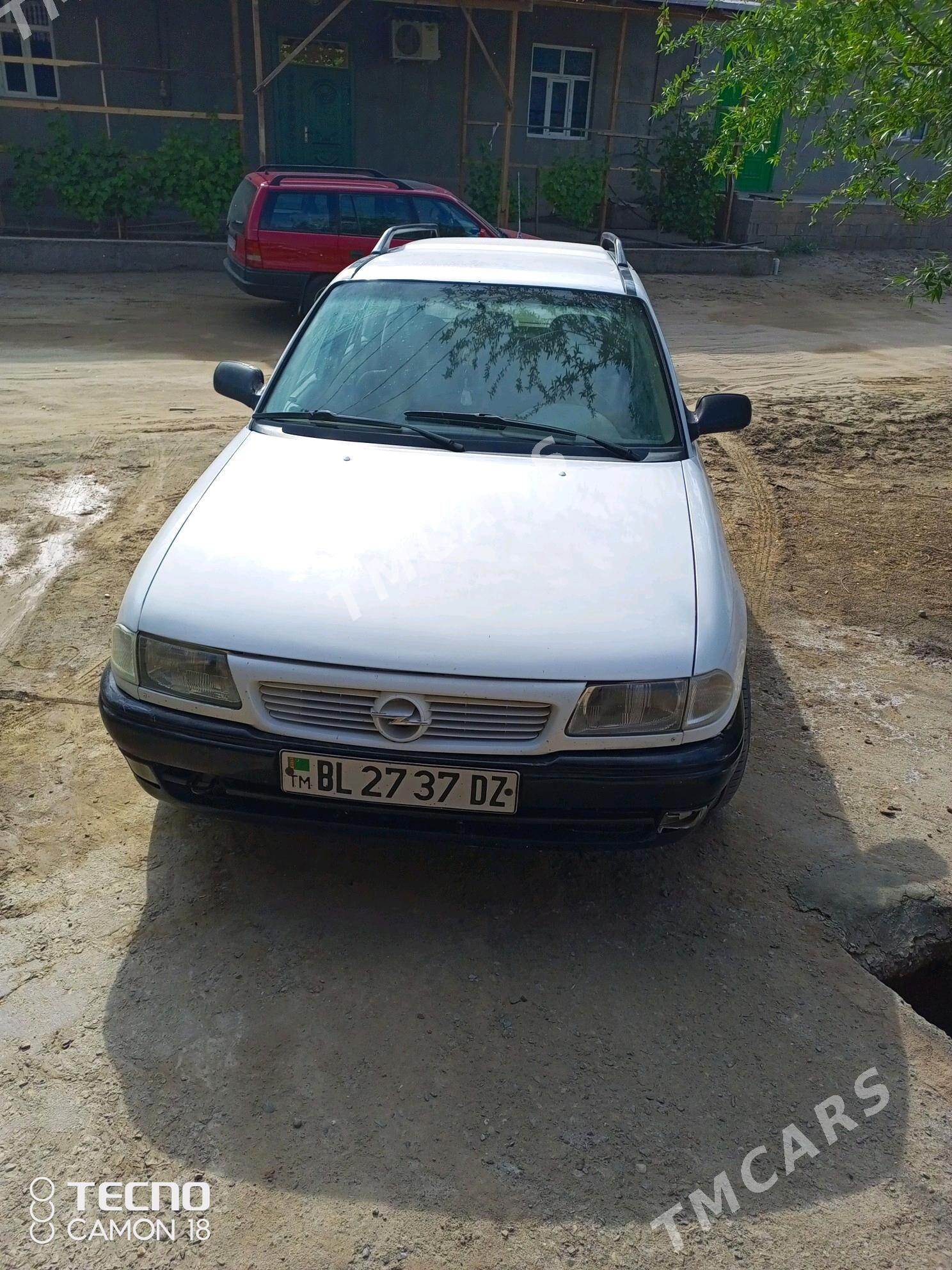 Opel Astra 1995 - 30 000 TMT - Gurbansoltan Eje - img 2