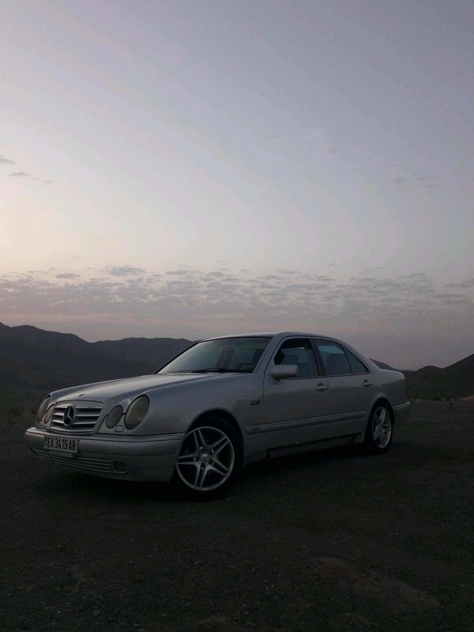 Mercedes-Benz E320 1996 - 65 000 TMT - Бахарден - img 6