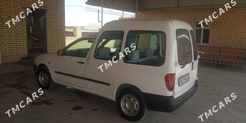 Volkswagen Caddy 2003 - 70 000 TMT - Мары - img 3