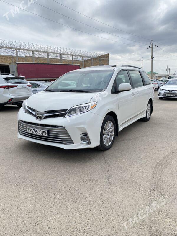 Toyota Sienna 2018 - 441 000 TMT - Мары - img 2