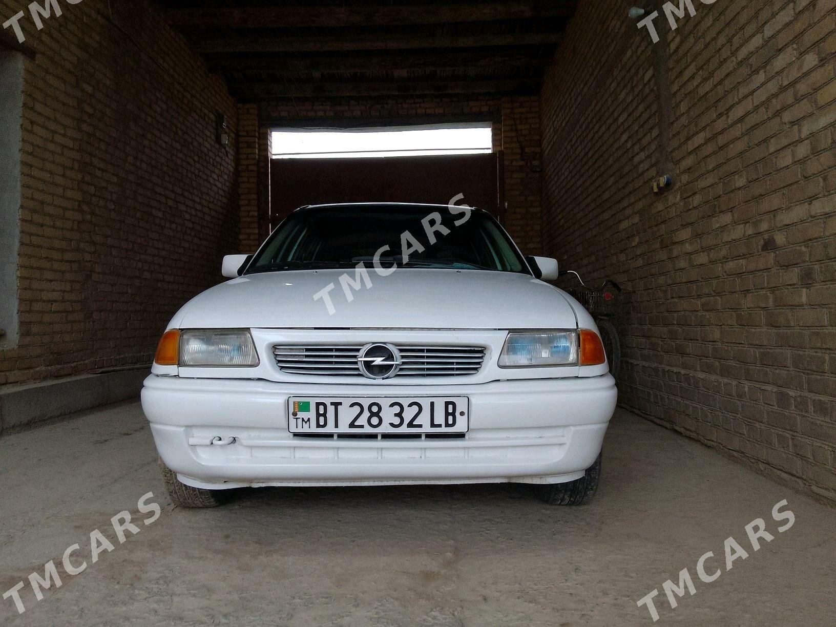 Opel Astra 1991 - 25 000 TMT - Çärjew - img 2