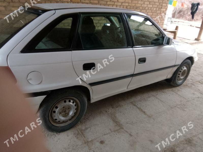 Opel Astra 1991 - 25 000 TMT - Чарджоу - img 3