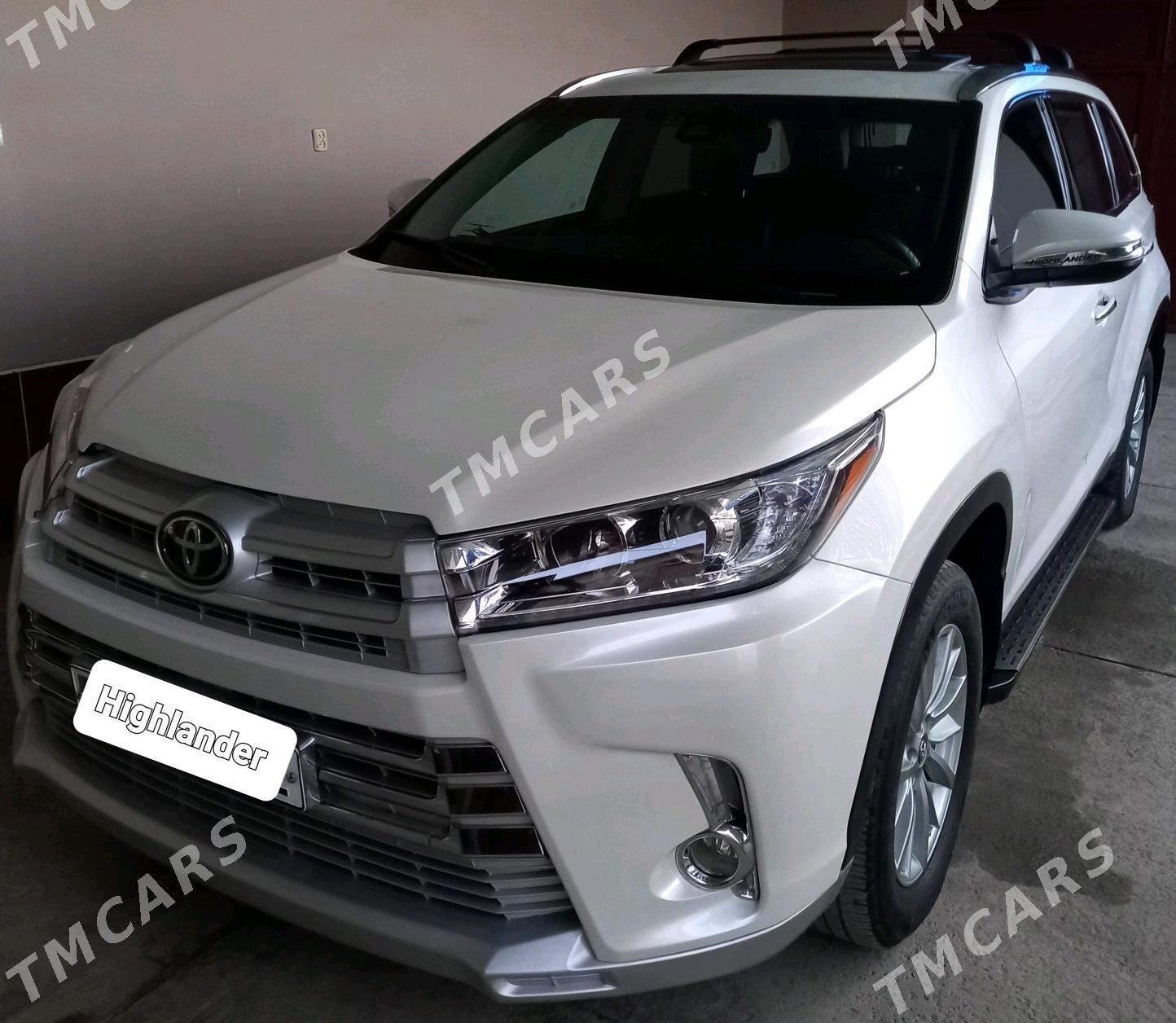 Toyota Highlander 2019 - 500 000 TMT - Дашогуз - img 3