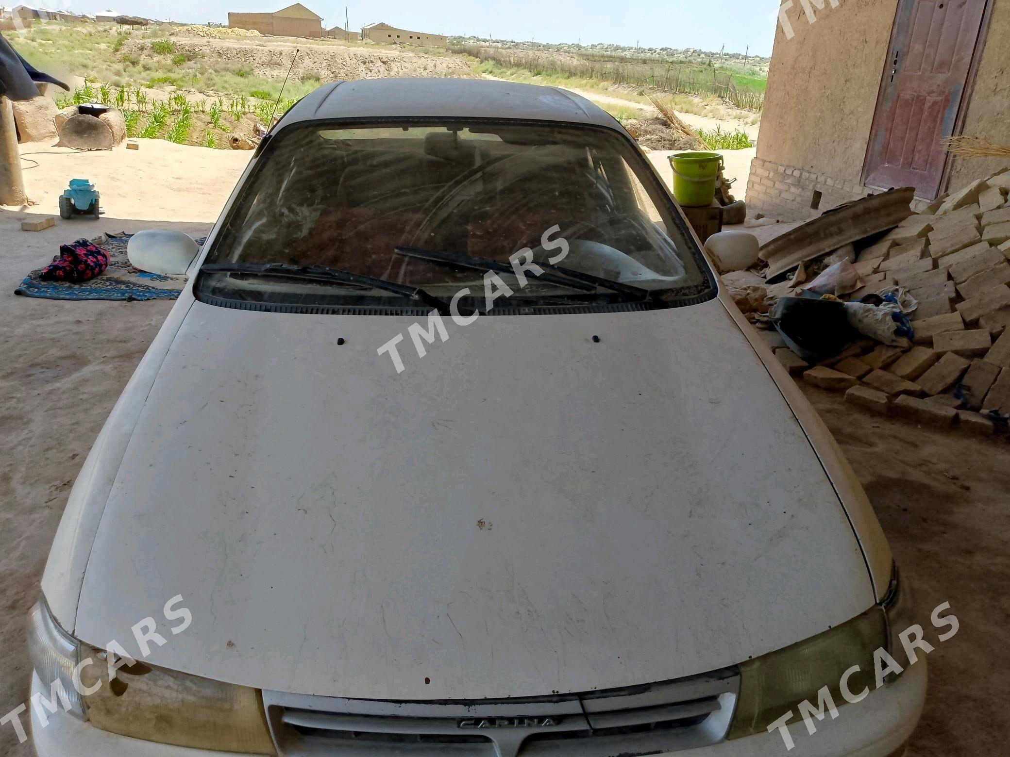 Toyota Carina 1995 - 25 000 TMT - Халач - img 2