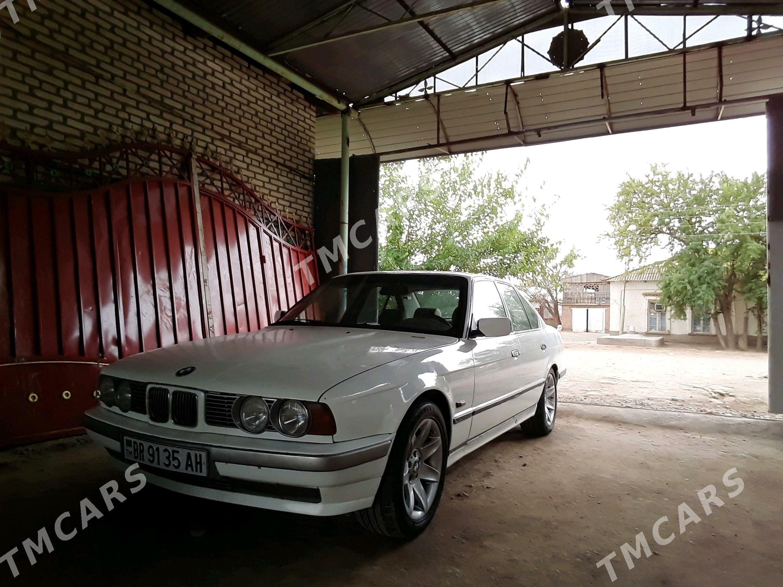 BMW 525 1994 - 65 000 TMT - Бабадайхан - img 4