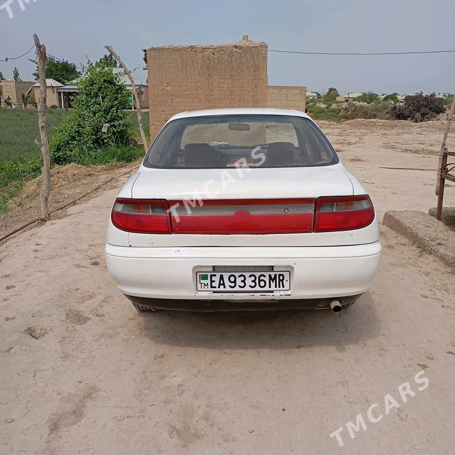 Toyota Carina 1996 - 39 000 TMT - Байрамали - img 3