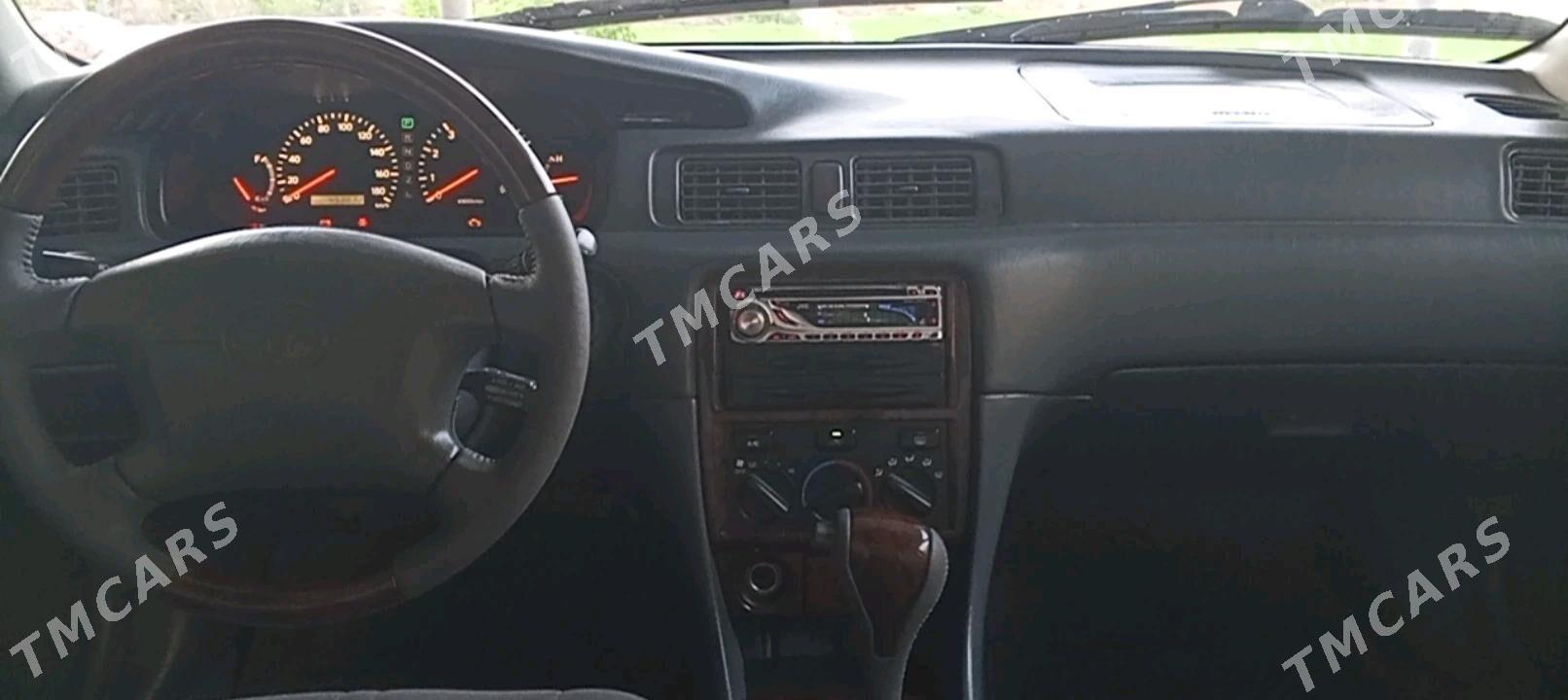 Toyota Camry 2000 - 106 000 TMT - Dänew - img 5