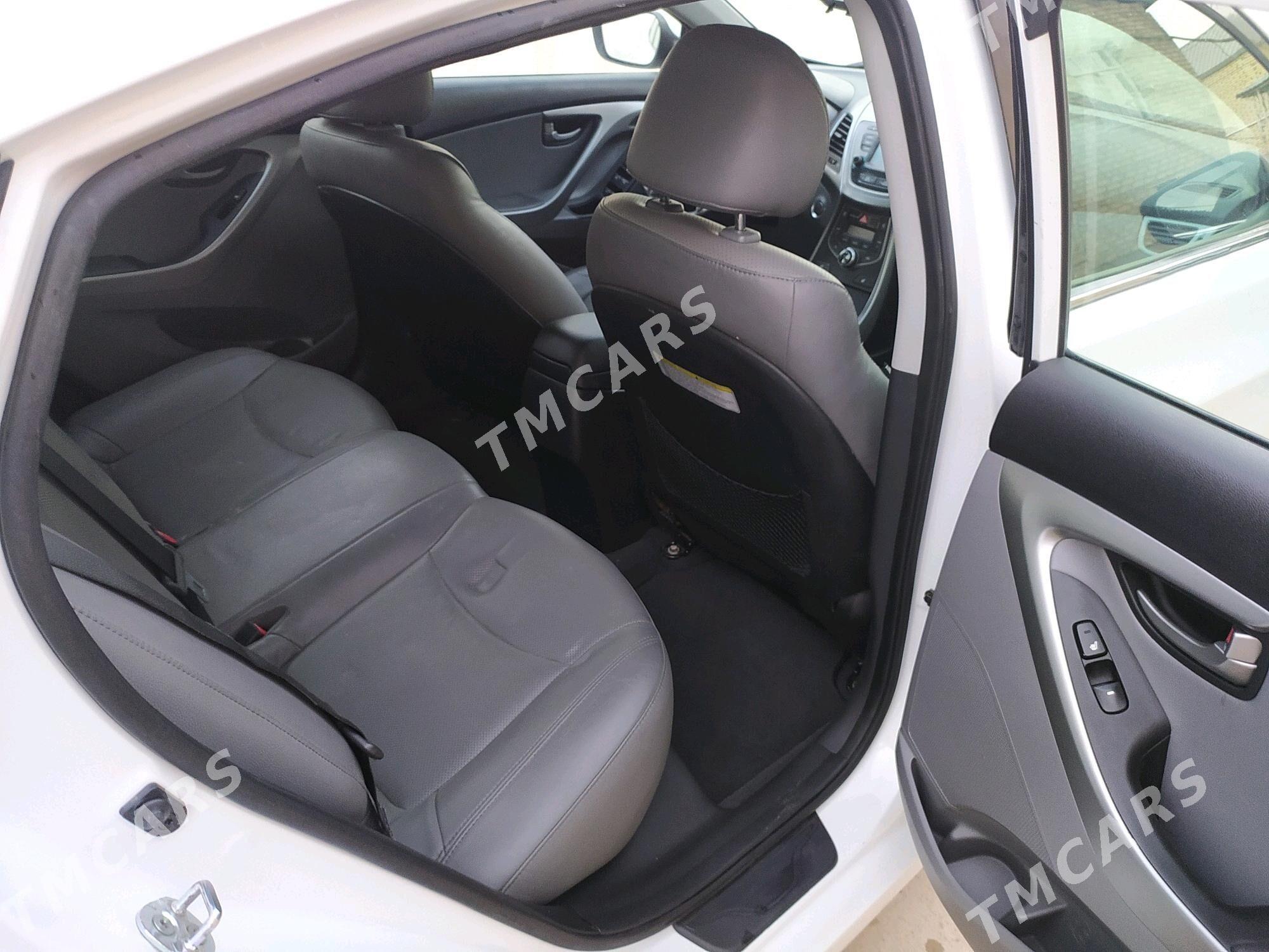 Hyundai Elantra 2015 - 180 000 TMT - Мары - img 7