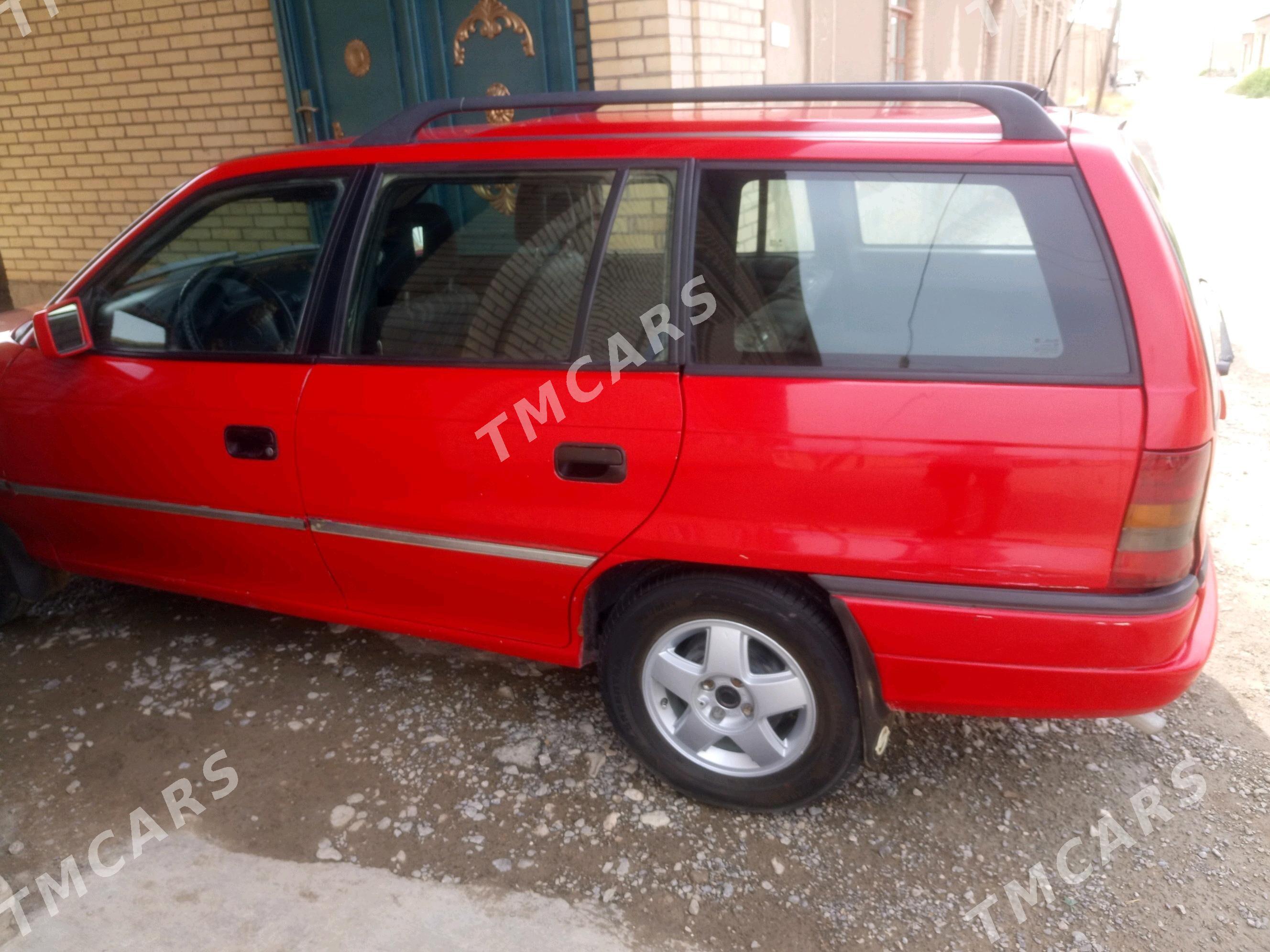 Opel Astra 1996 - 50 000 TMT - Чарджоу - img 6