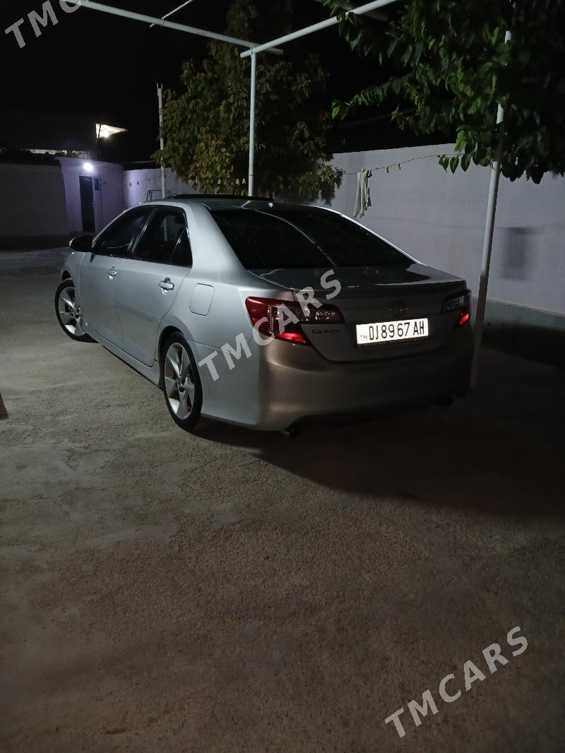 Toyota Camry 2012 - 230 000 TMT - Gökdepe - img 2