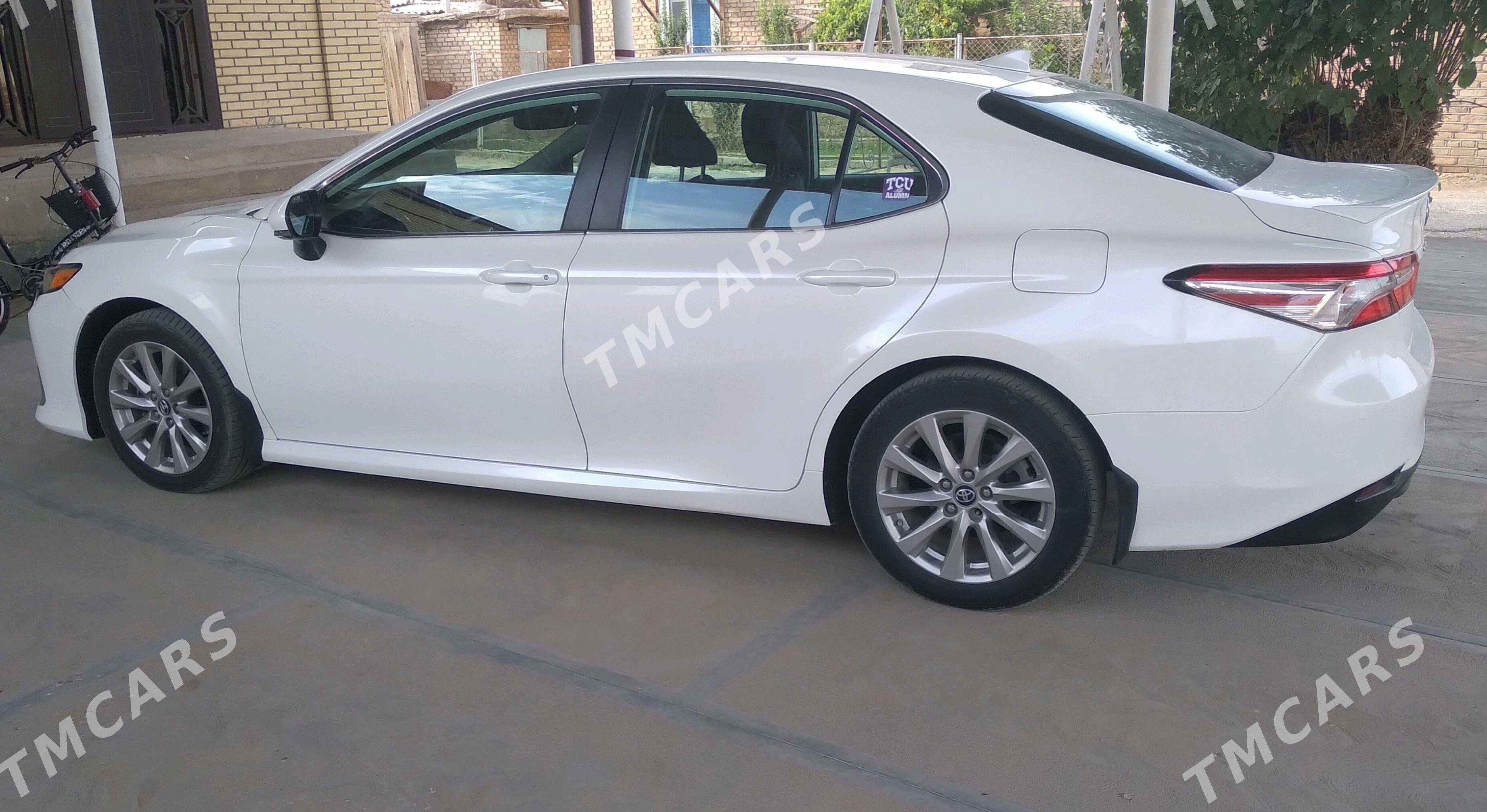 Toyota Camry 2019 - 250 000 TMT - Мары - img 3