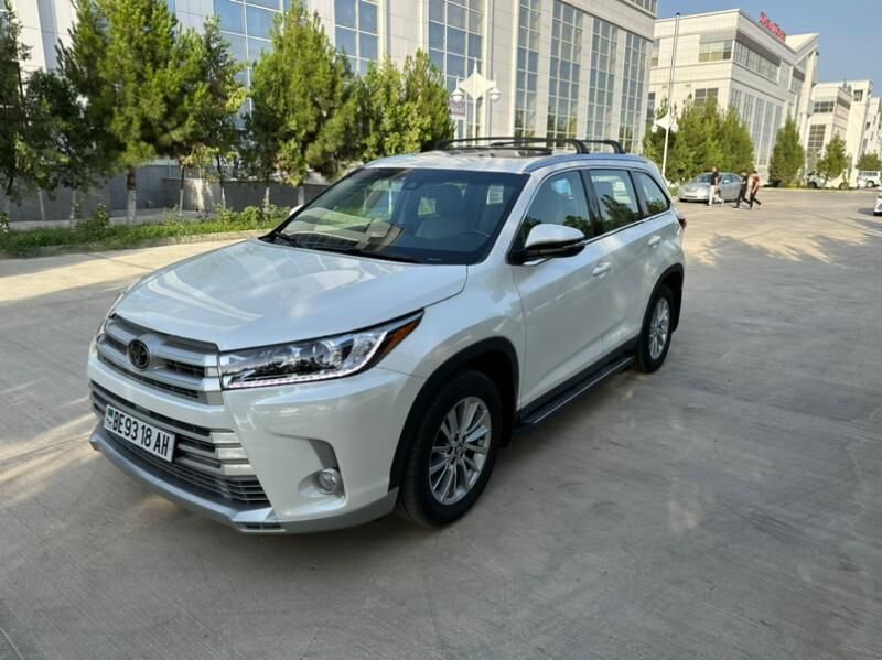 Toyota Highlander 2019 - 380 000 TMT - Aşgabat - img 5