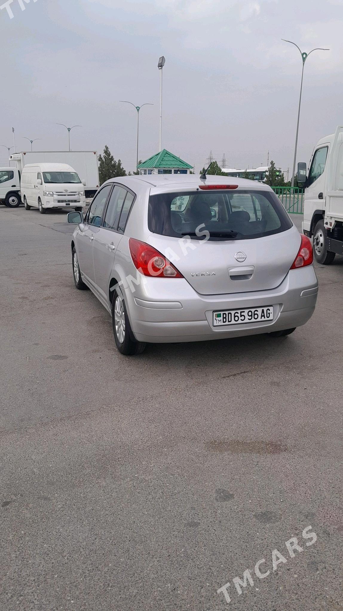 Nissan Versa 2010 - 120 000 TMT - Ашхабад - img 6