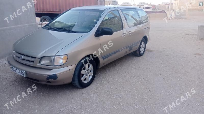 Toyota Sienna 2000 - 130 000 TMT - Gumdag - img 2