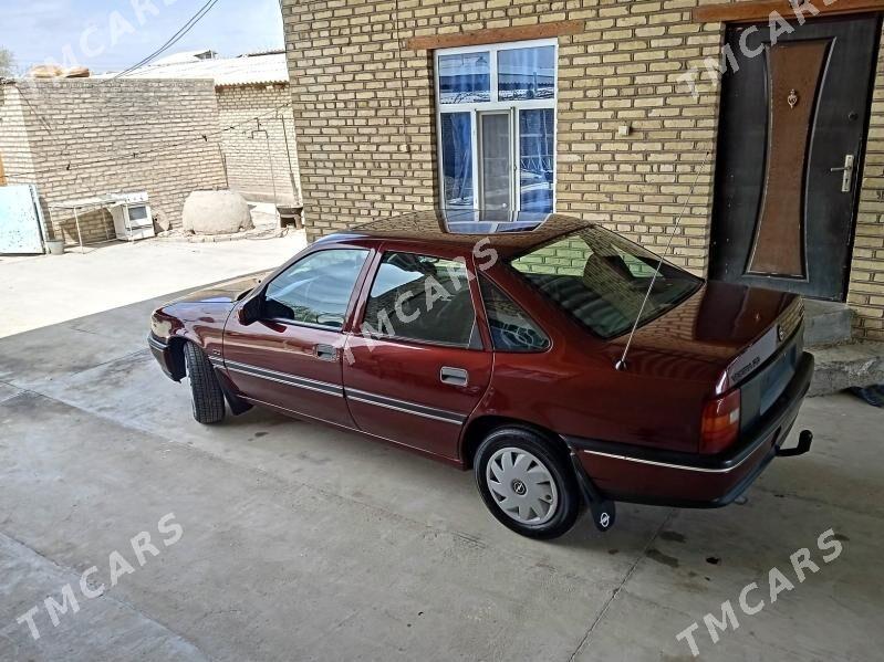 Opel Vectra 1990 - 47 000 TMT - Мары - img 10