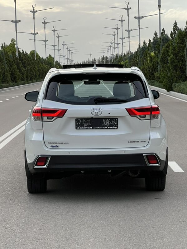 Toyota Highlander 2019 - 555 000 TMT - Aşgabat - img 2