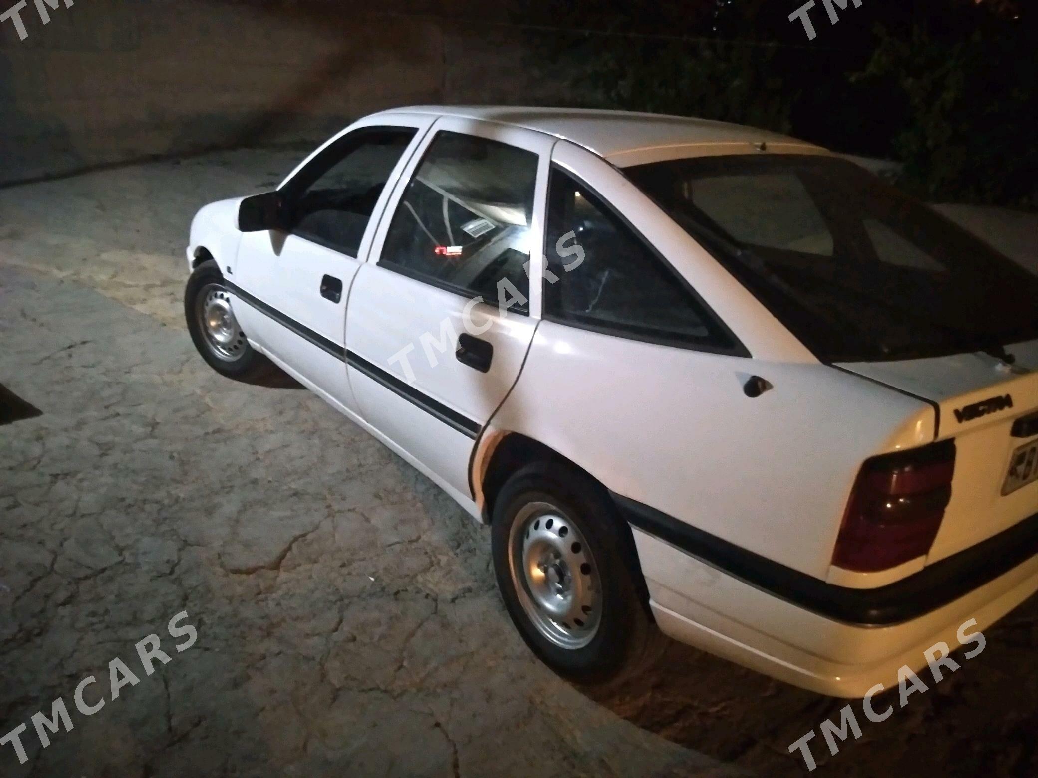 Opel Vectra 1992 - 29 000 TMT - Гёкдже - img 2