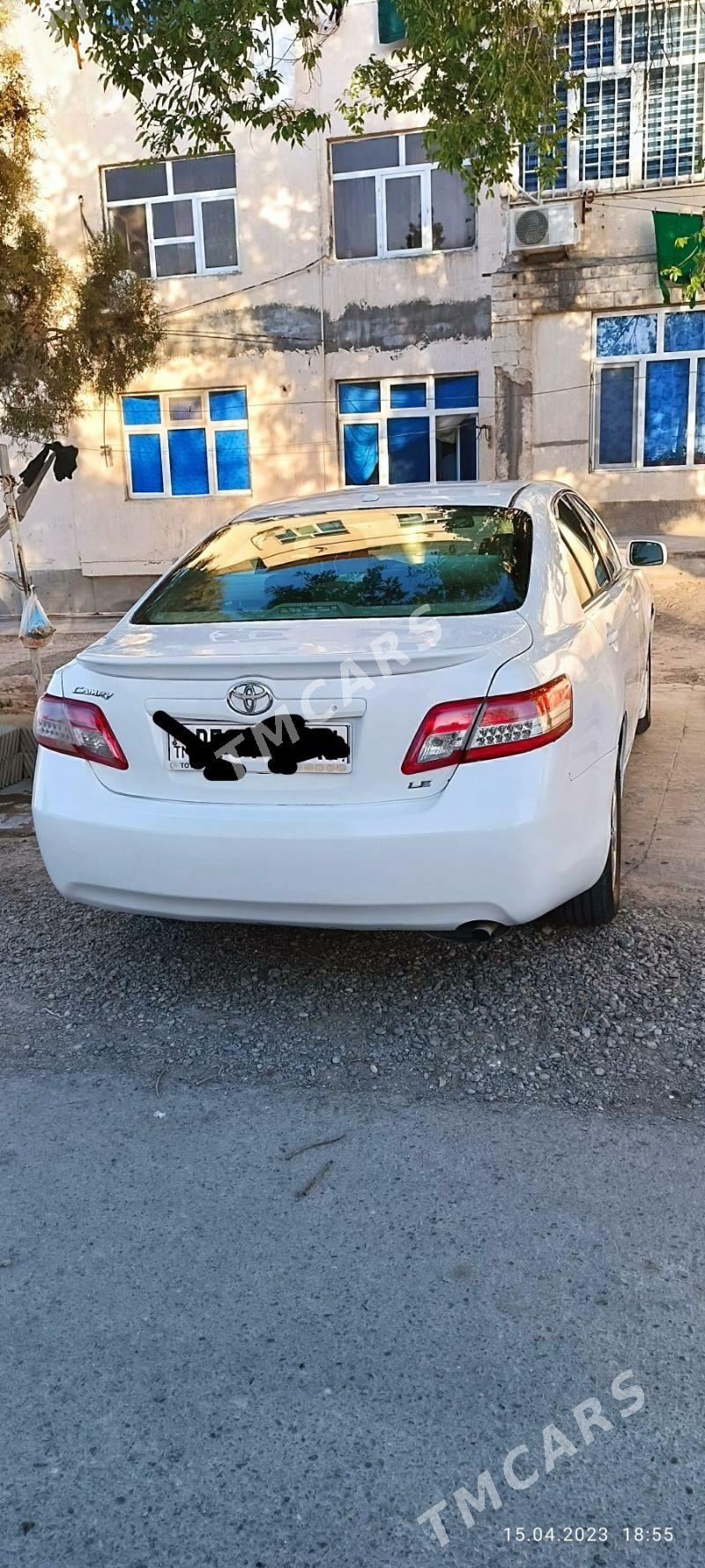 Toyota Camry 2010 - 160 000 TMT - Büzmeýin - img 2