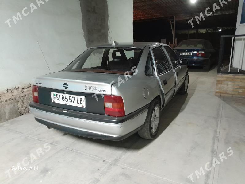 Opel Vectra 1991 - 30 000 TMT - Саят - img 2