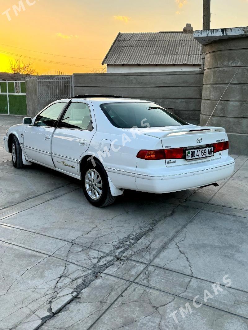 Toyota Camry 1998 - 130 000 TMT - Ашхабад - img 3