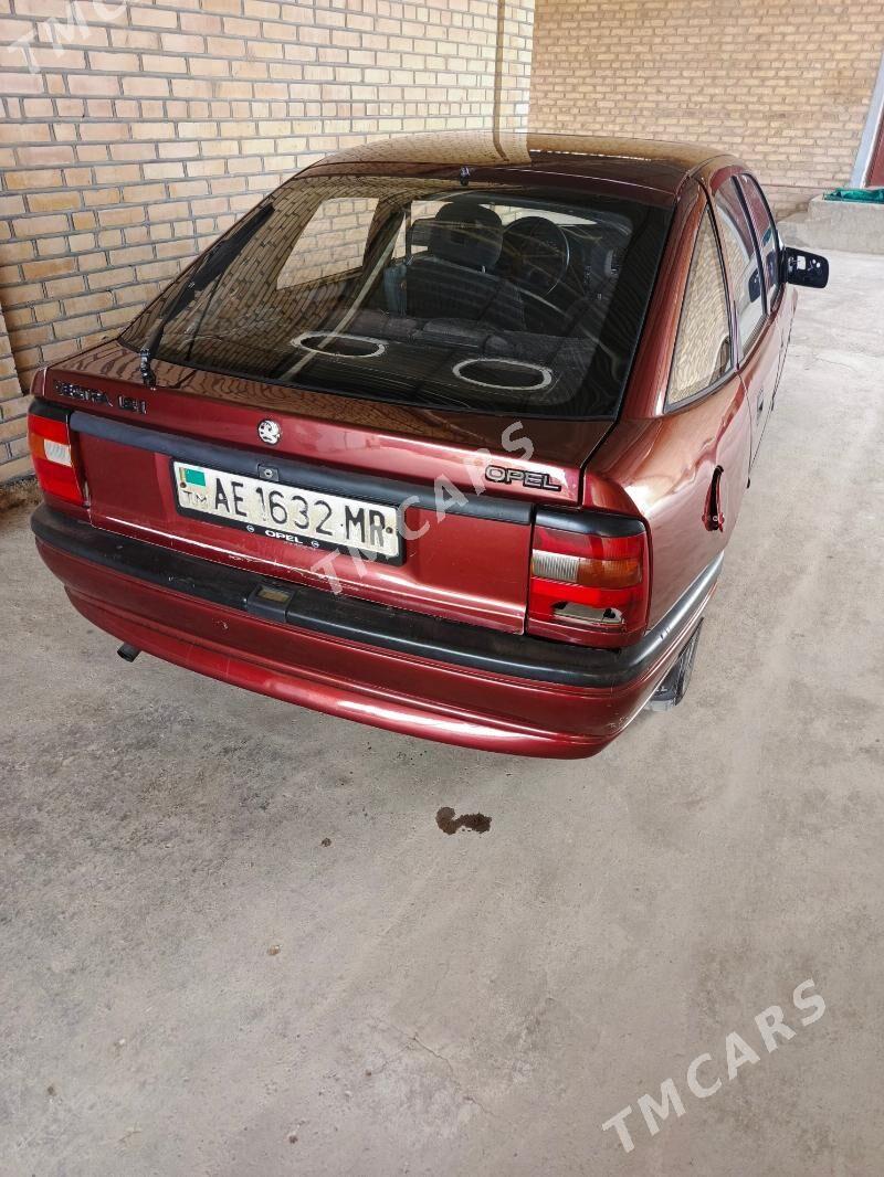 Opel Vectra 1992 - 16 000 TMT - Мургап - img 2