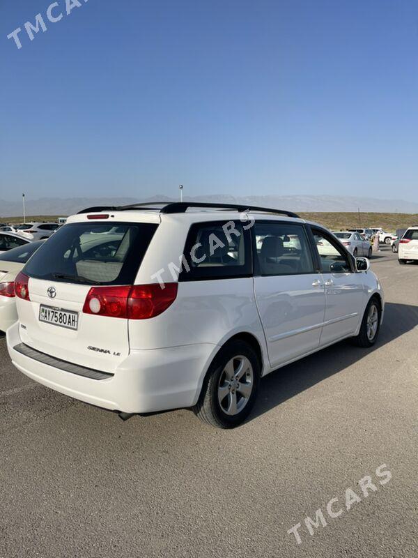 Toyota Sienna 2009 - 180 000 TMT - Ак-Бугдайский этрап - img 2